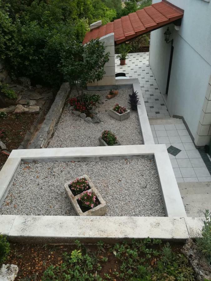 Apartments Blanka Zrnovo Luaran gambar